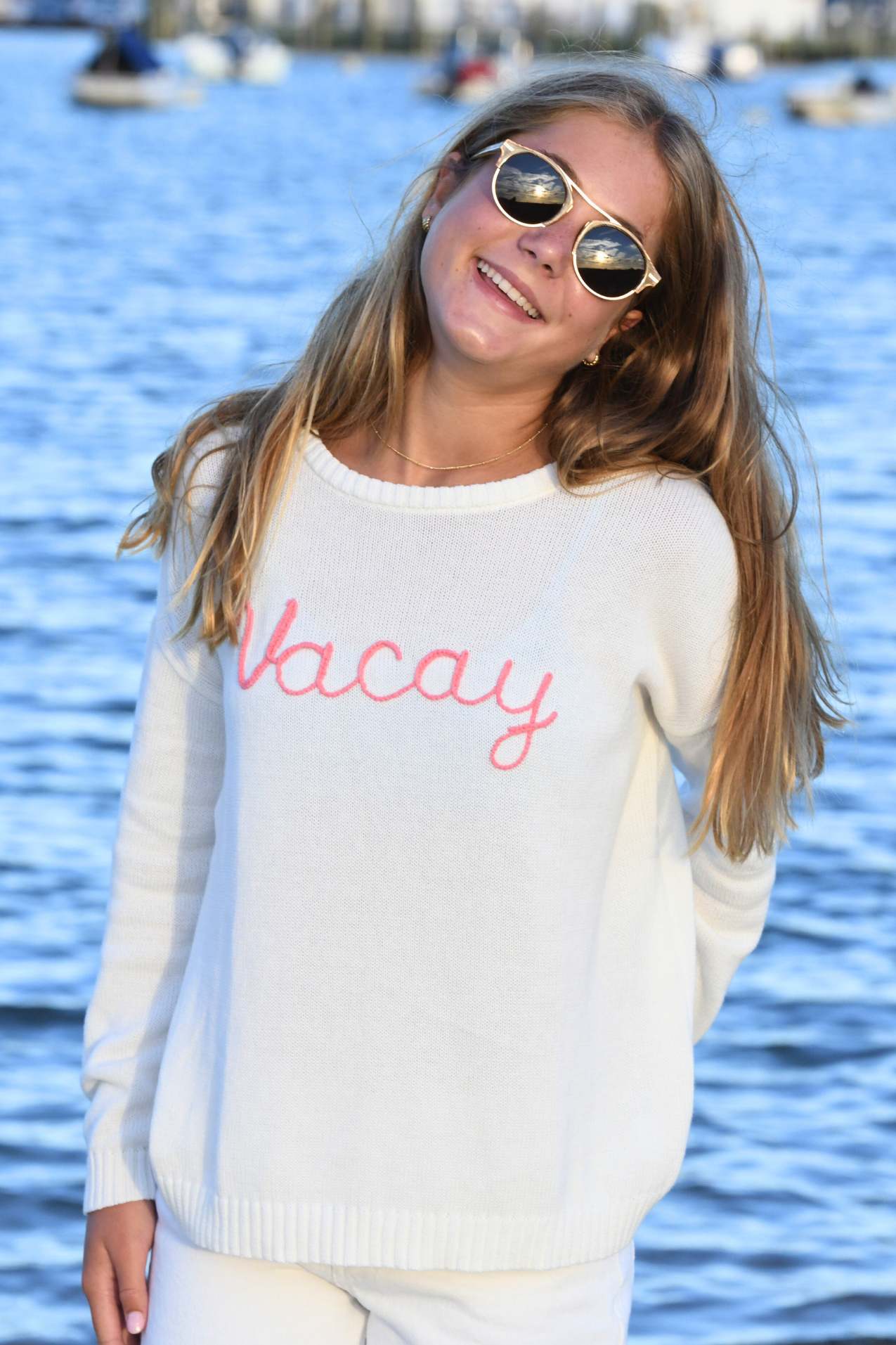 Vacay Sweater / White Coral