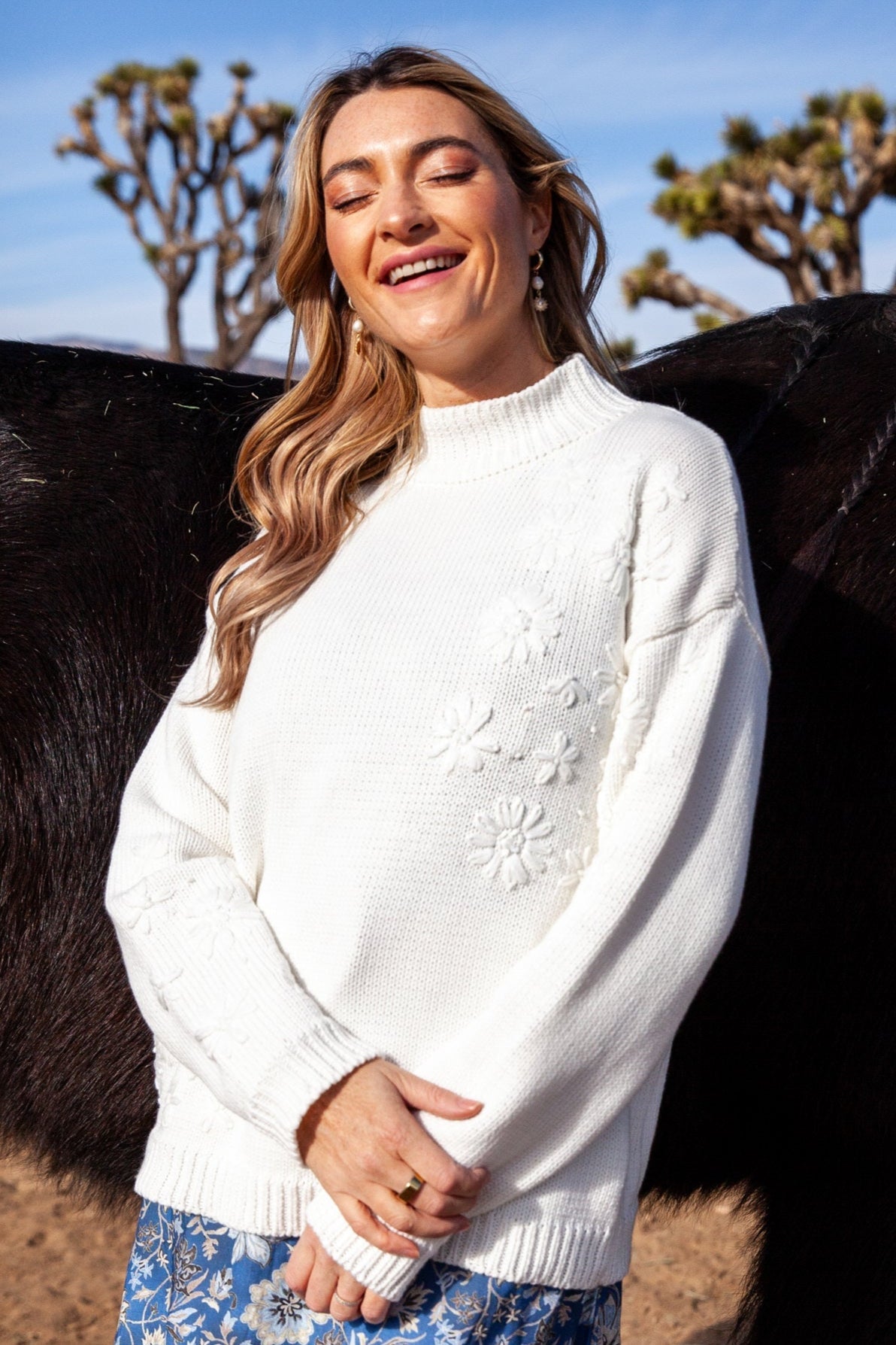 Flora Sweater / White