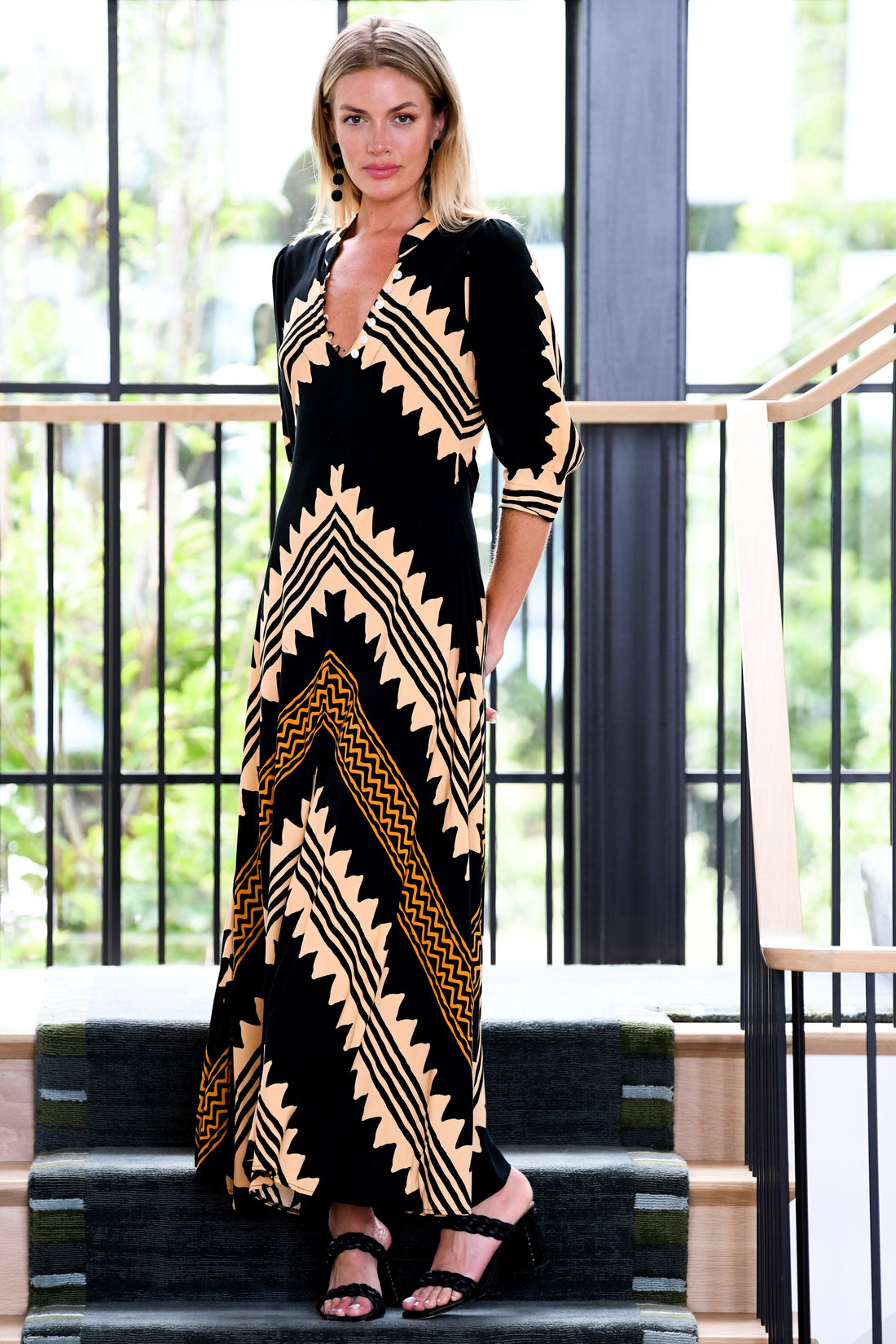 Daphne Dress / Khaki Zig Zag