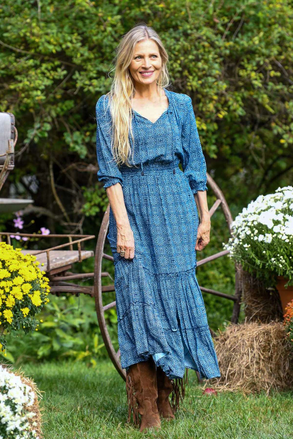 Eliza Dress / Deep Indigo Medallion